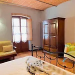 Cascina Stralla Gasthuis 3*