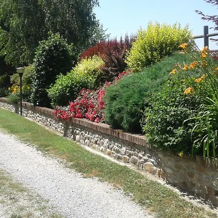 בית הארחה Cascina Stralla Farigliano
