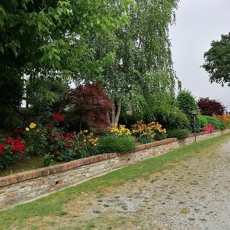 Konukevi Cascina Stralla