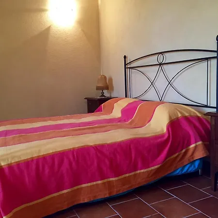 بيت ضيافة Cascina Stralla Farigliano