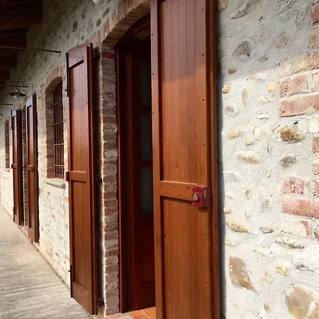 بيت ضيافة Cascina Stralla
