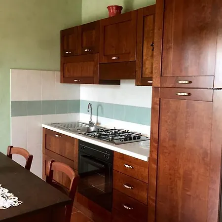 Cascina Stralla בית הארחה